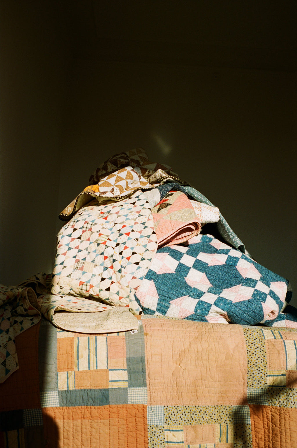 Antique Pyramide Quilt