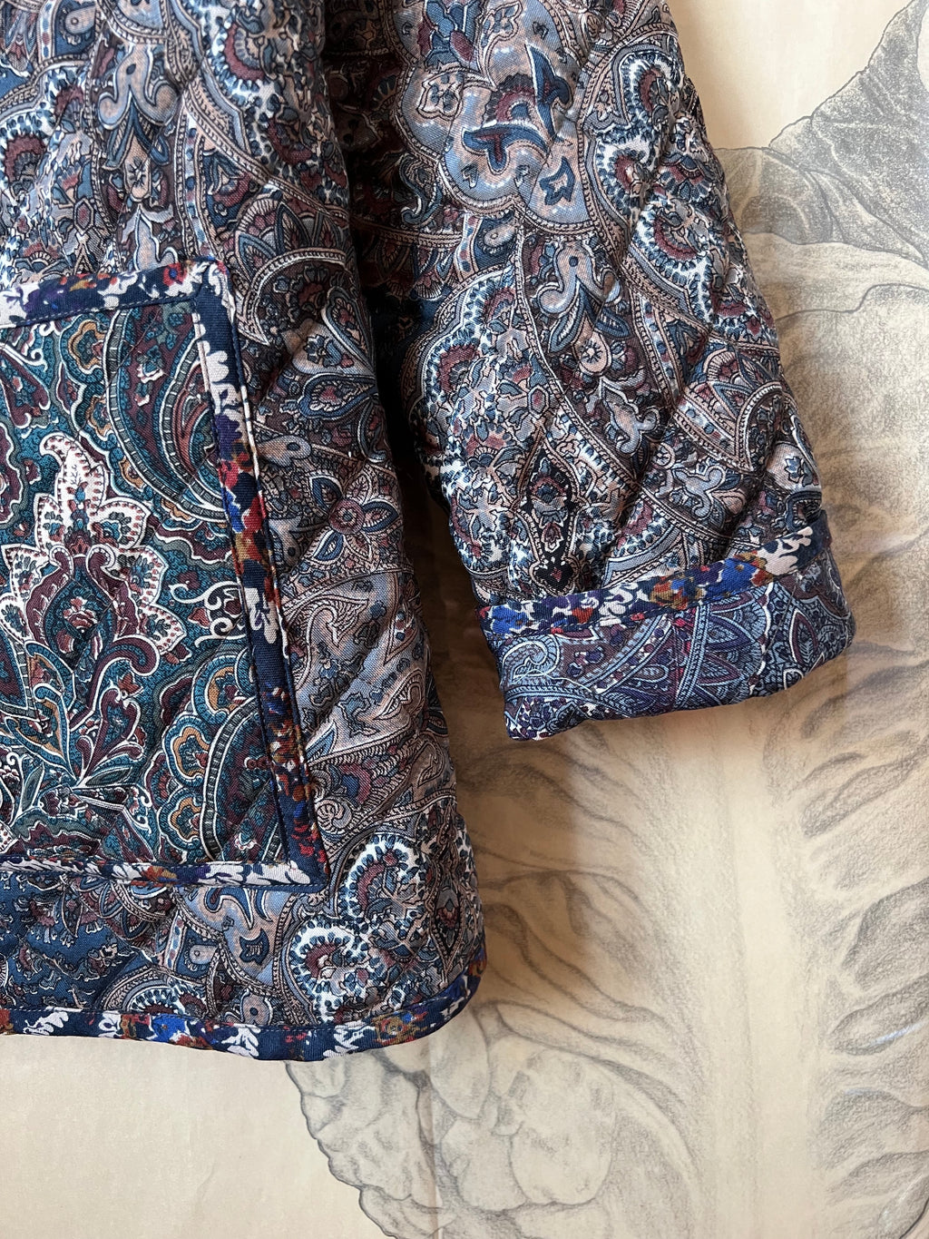 Replica Liberty Wool Paisley tile 3