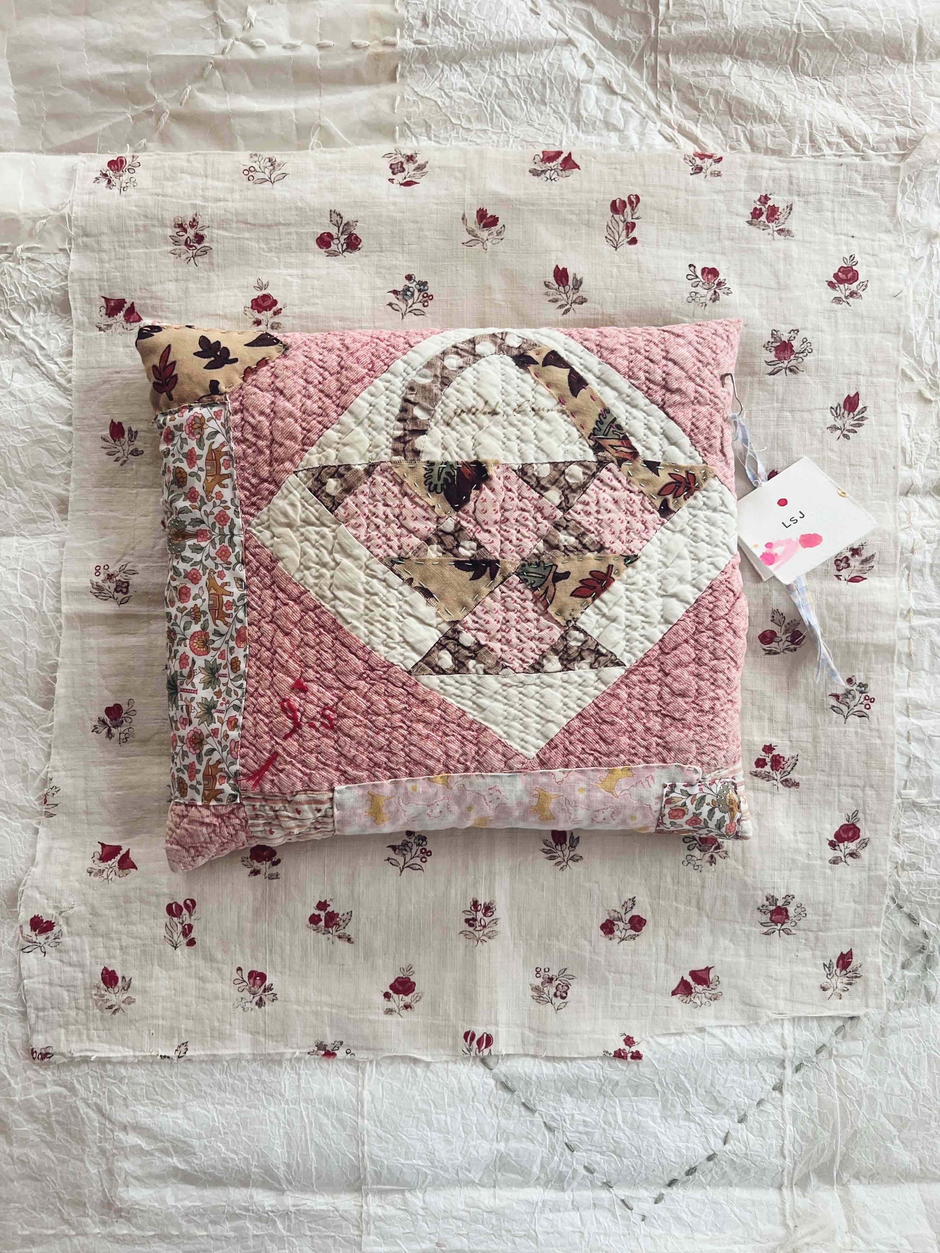 Tessuti Museum - Jumbo Patchwork Lavender Pillow
