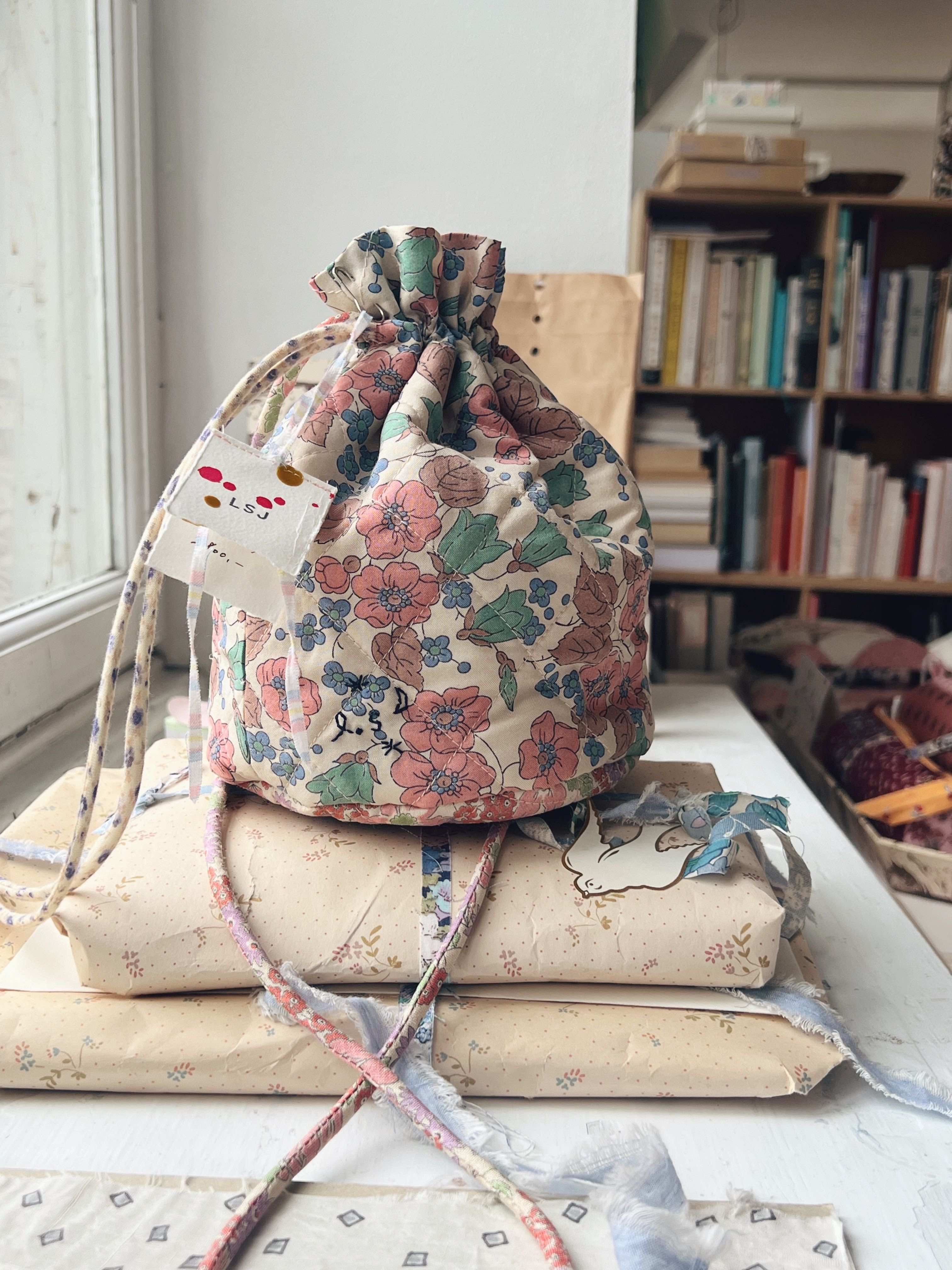 Mini Ballet Toto - 1940's Vintage Liberty Silk