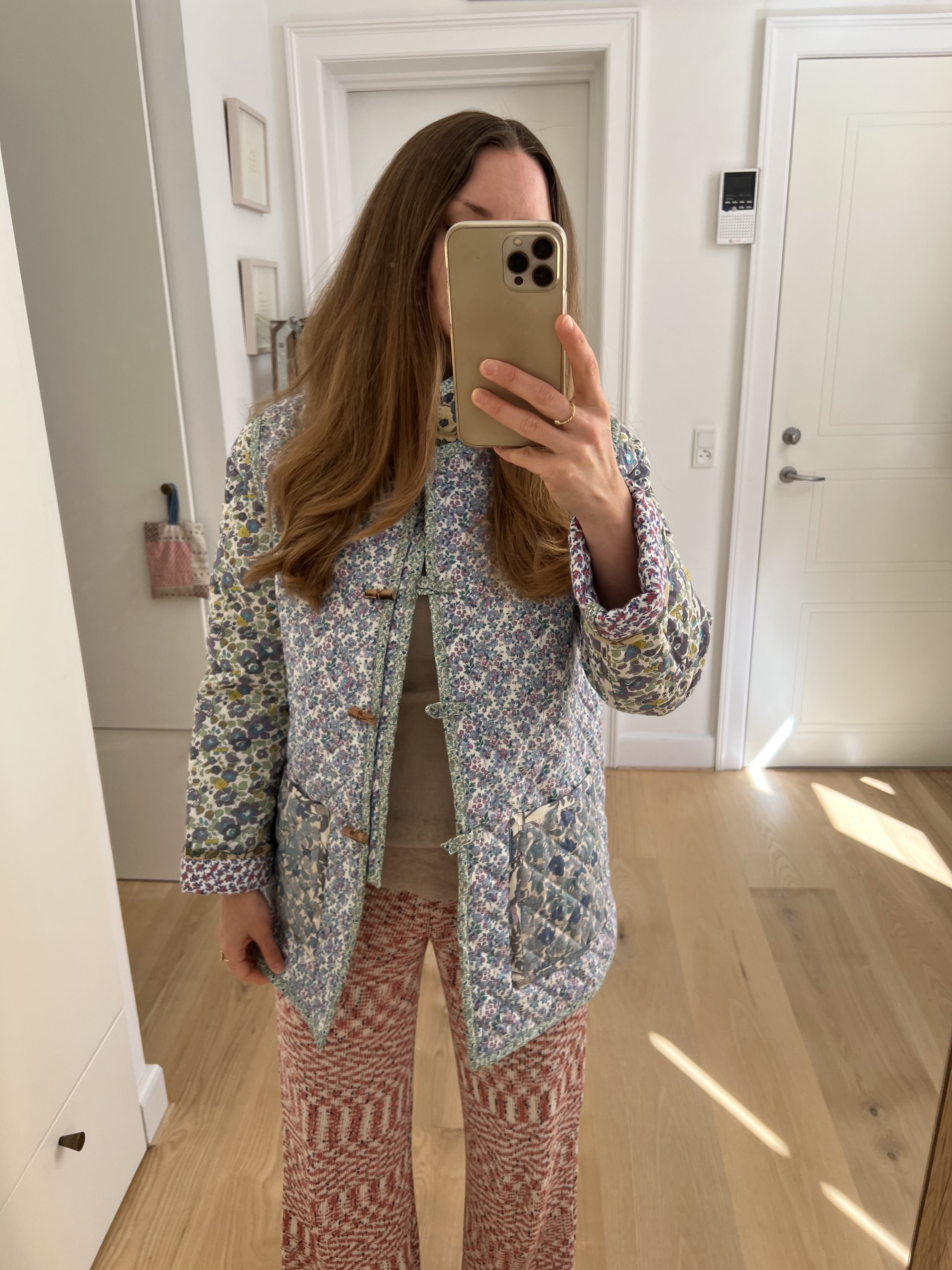 Vintage Liberty Wool No. 10 tile 3