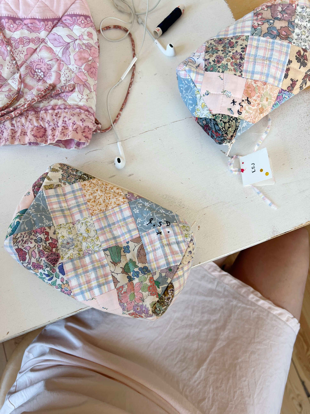 Moon Pouch