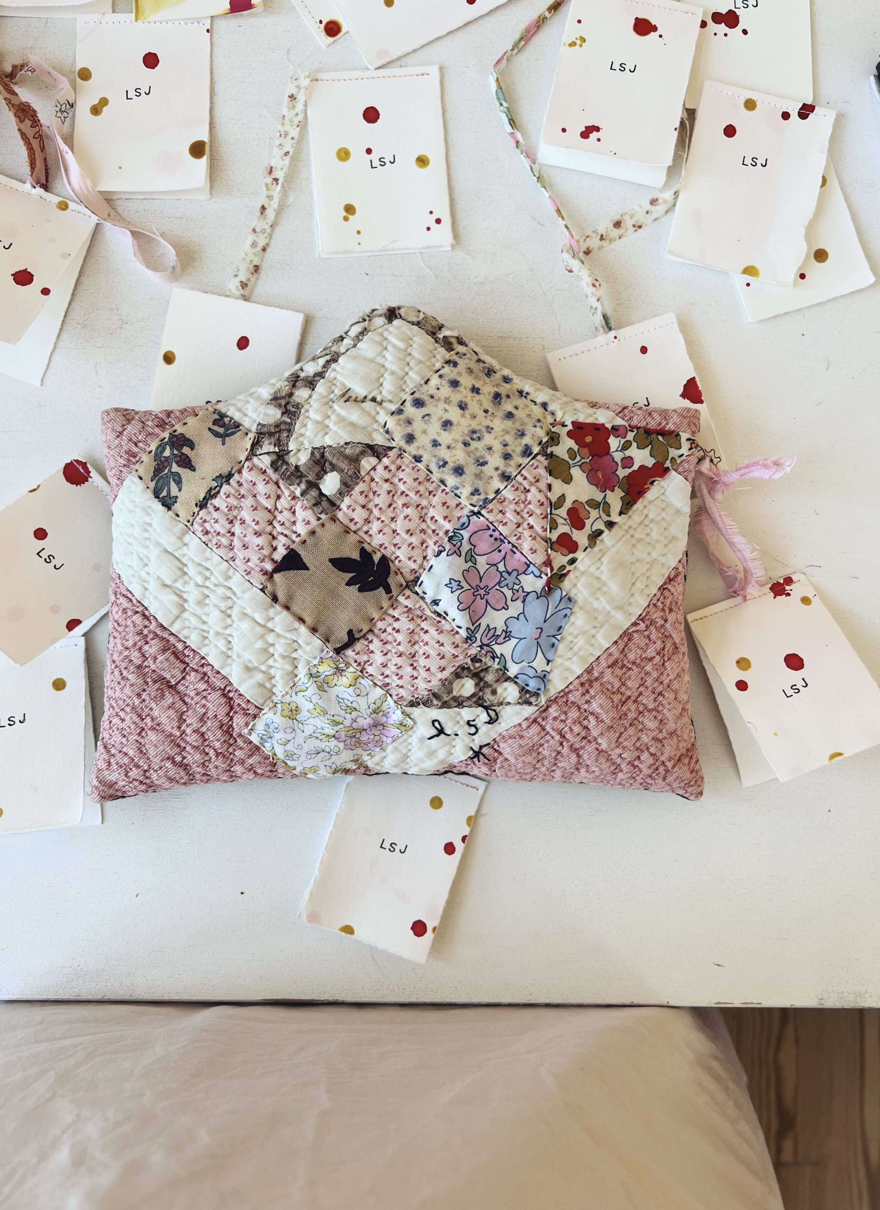 Tessuti Museum - Jumbo Patchwork Lavender Pillow