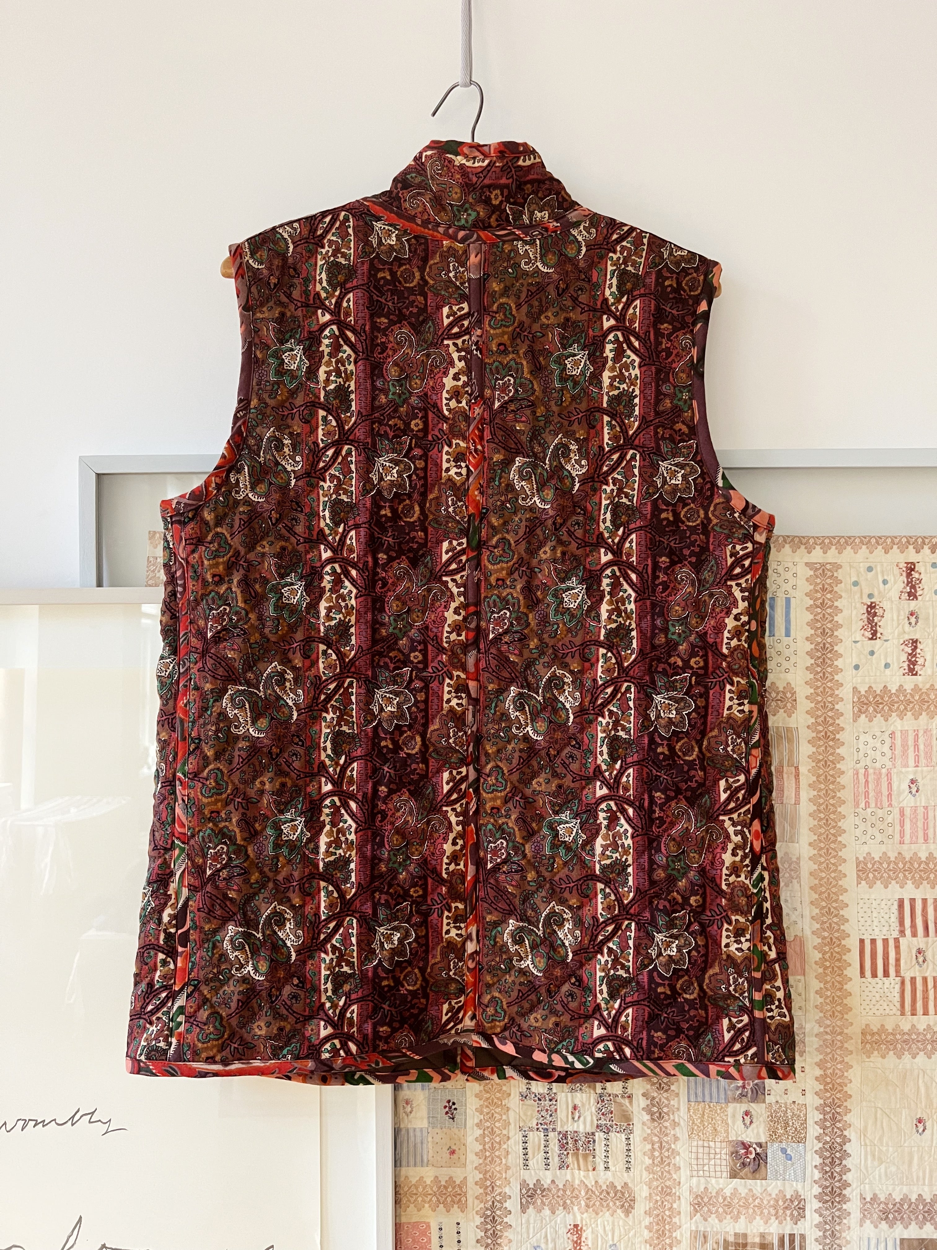 Quilted Waistcoat - Vintage Paisley tile 1
