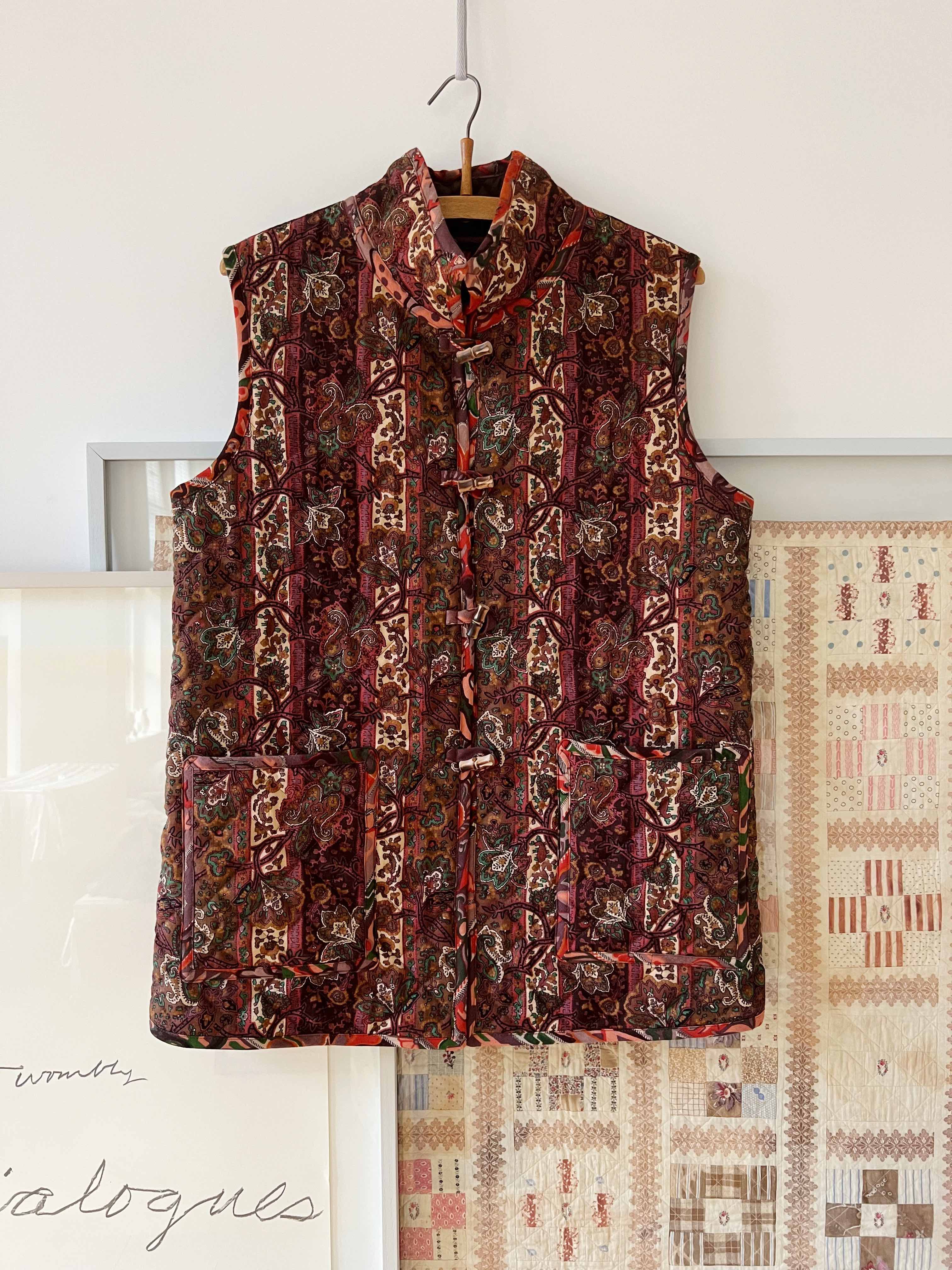 Quilted Waistcoat - Vintage Paisley tile 2